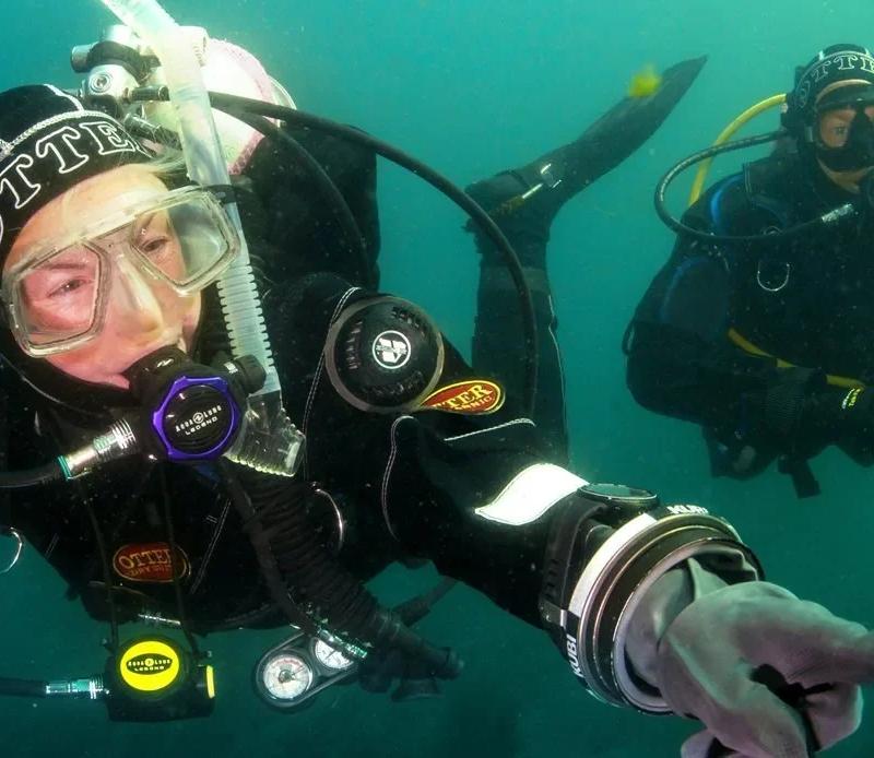 PADI Dry Suit Diver Course in Cozumel