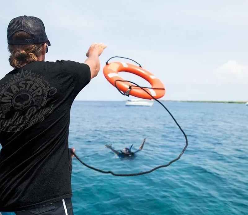 PADI Rescue Diver Course in Cozumel