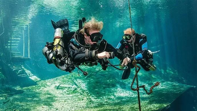 PADI Tec Sidemount Diver Course in Cozumel — scuba training in Cozumel, Mexico